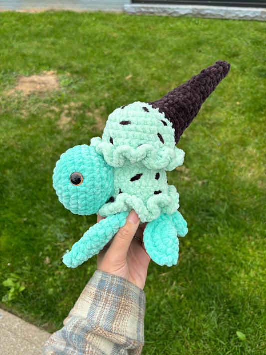 Mint chocolate chip turtle
